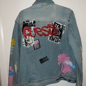 Guess men’s denim jacket size large never worn with tags